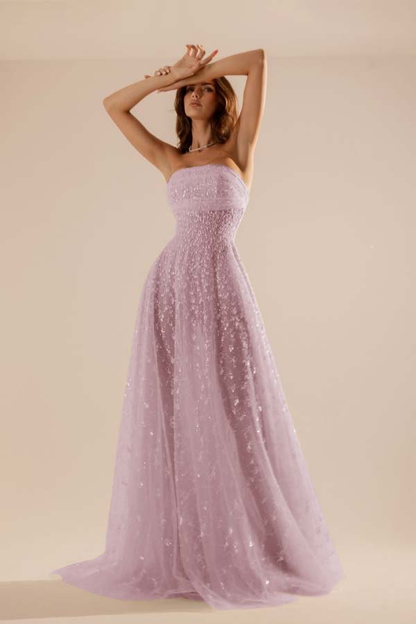 Charming Tulle Strapless Sleeveless Long Prom Dress With Beading