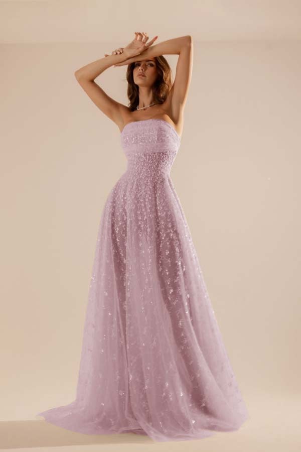 Charming Tulle Strapless Sleeveless Long Prom Dress With Beading