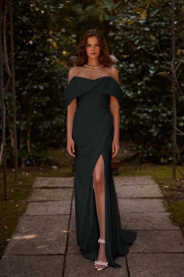 Off the Shoulder Sleeveless Long Mermaid Prom Dress With Split Pleated