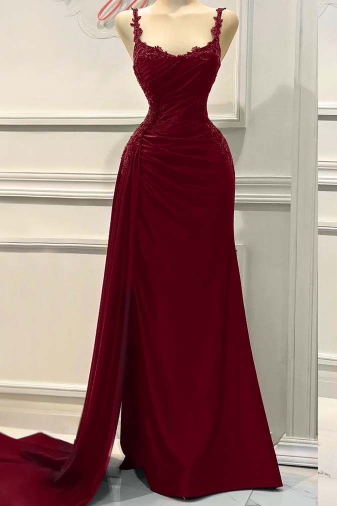 Charming Spaghetti Strap Sleeveless Pleated Long Prom Dress With Appliques