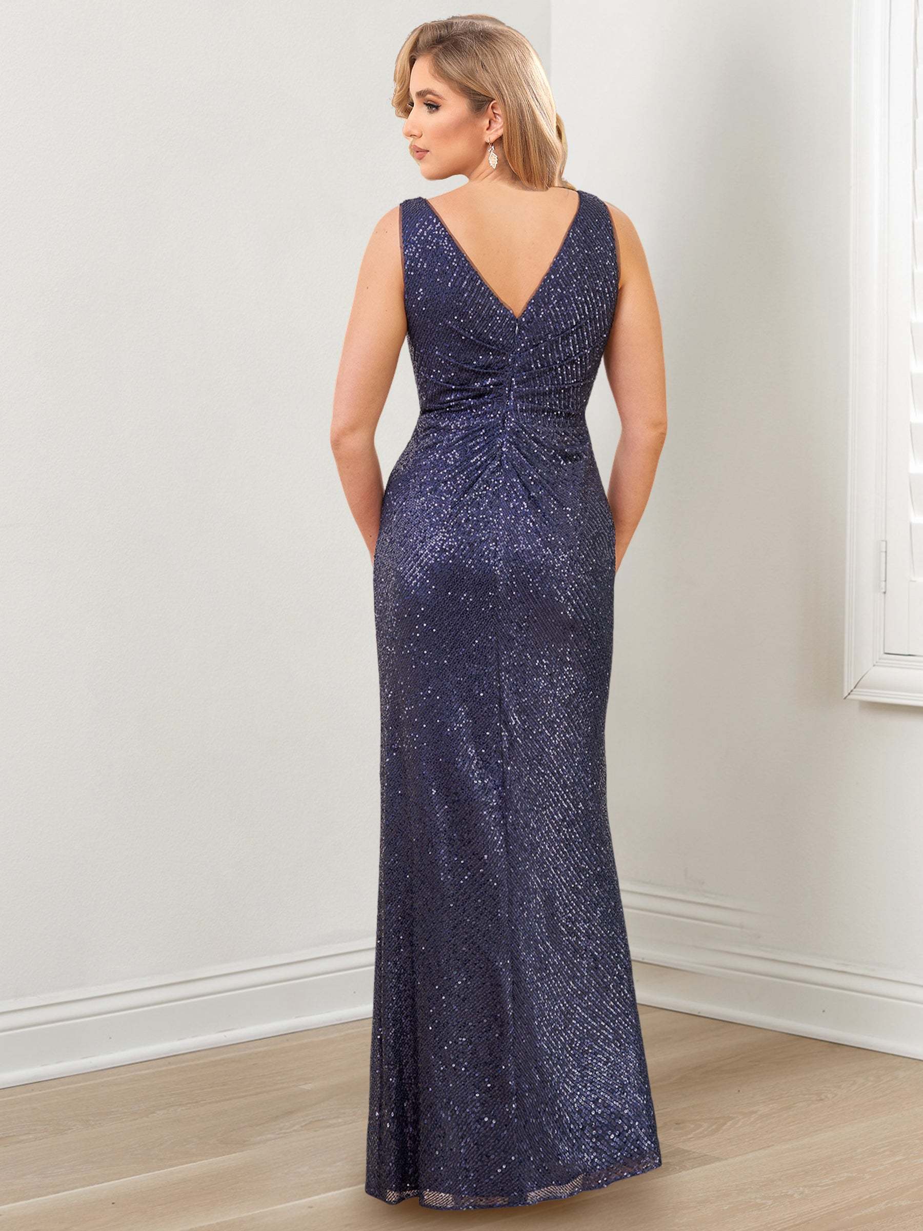 Floor-Length V-Neck Sheath/Column Gowns for the Mother of the Bride