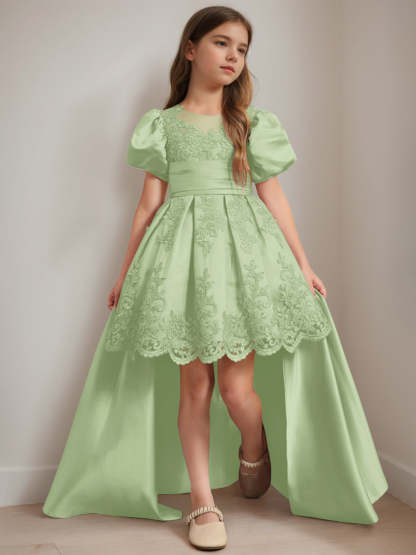 Scoop Neck Knee-Length Ball Gown with Short Sleeves and Appliques for Flower Girls