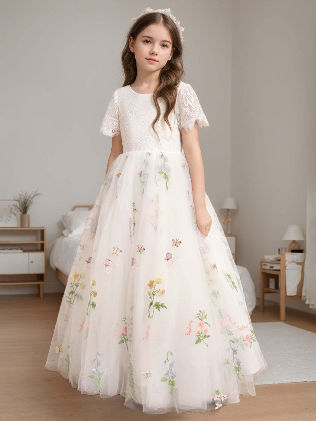 Princess A-Line Floor-Length Flower Girl Dress with Scoop Neck and Short Lace Sleeves