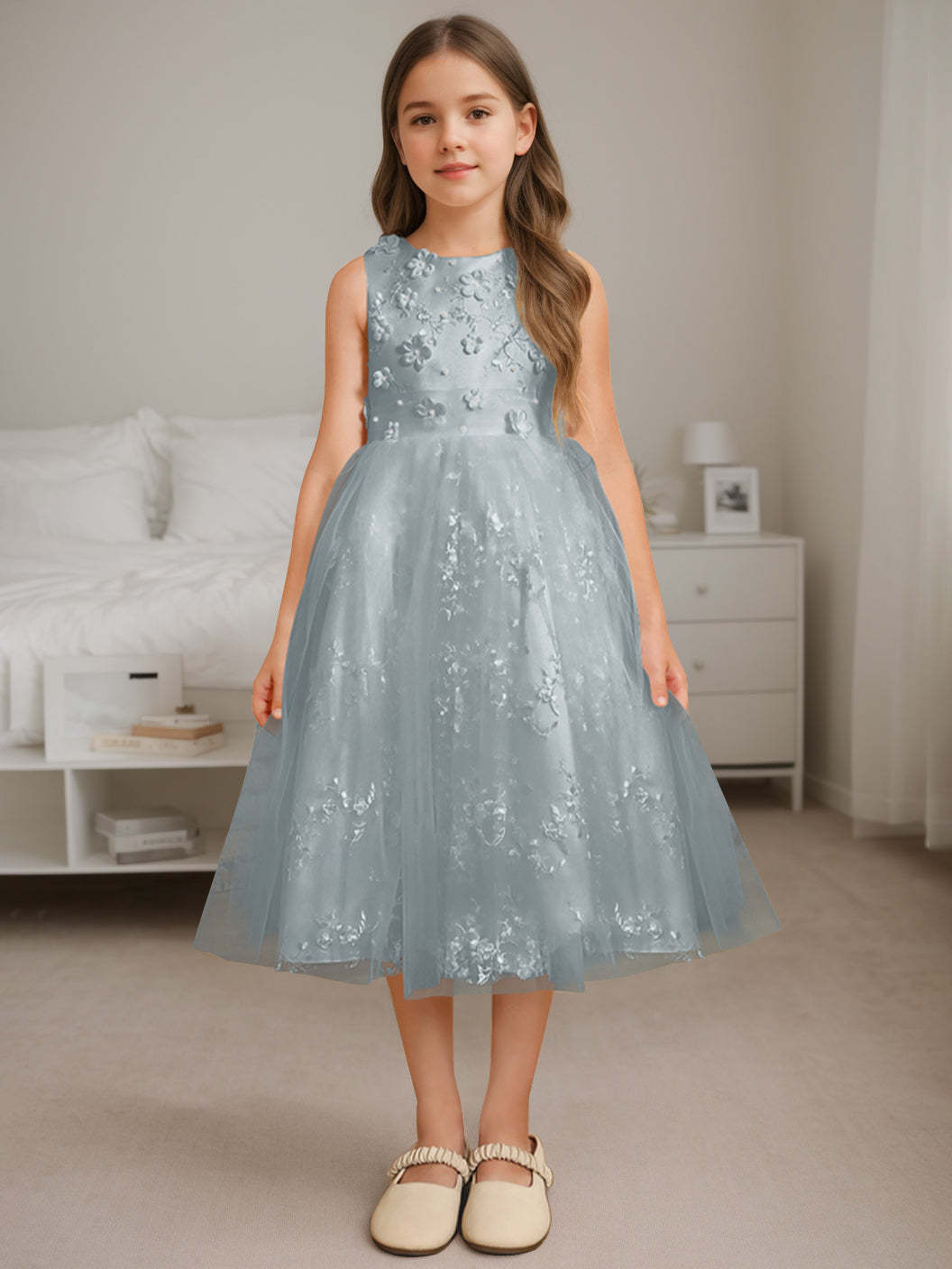 Sleeveless Scoop Neck A-Line Princess Tea-Length Flower Girl Dress with Beading