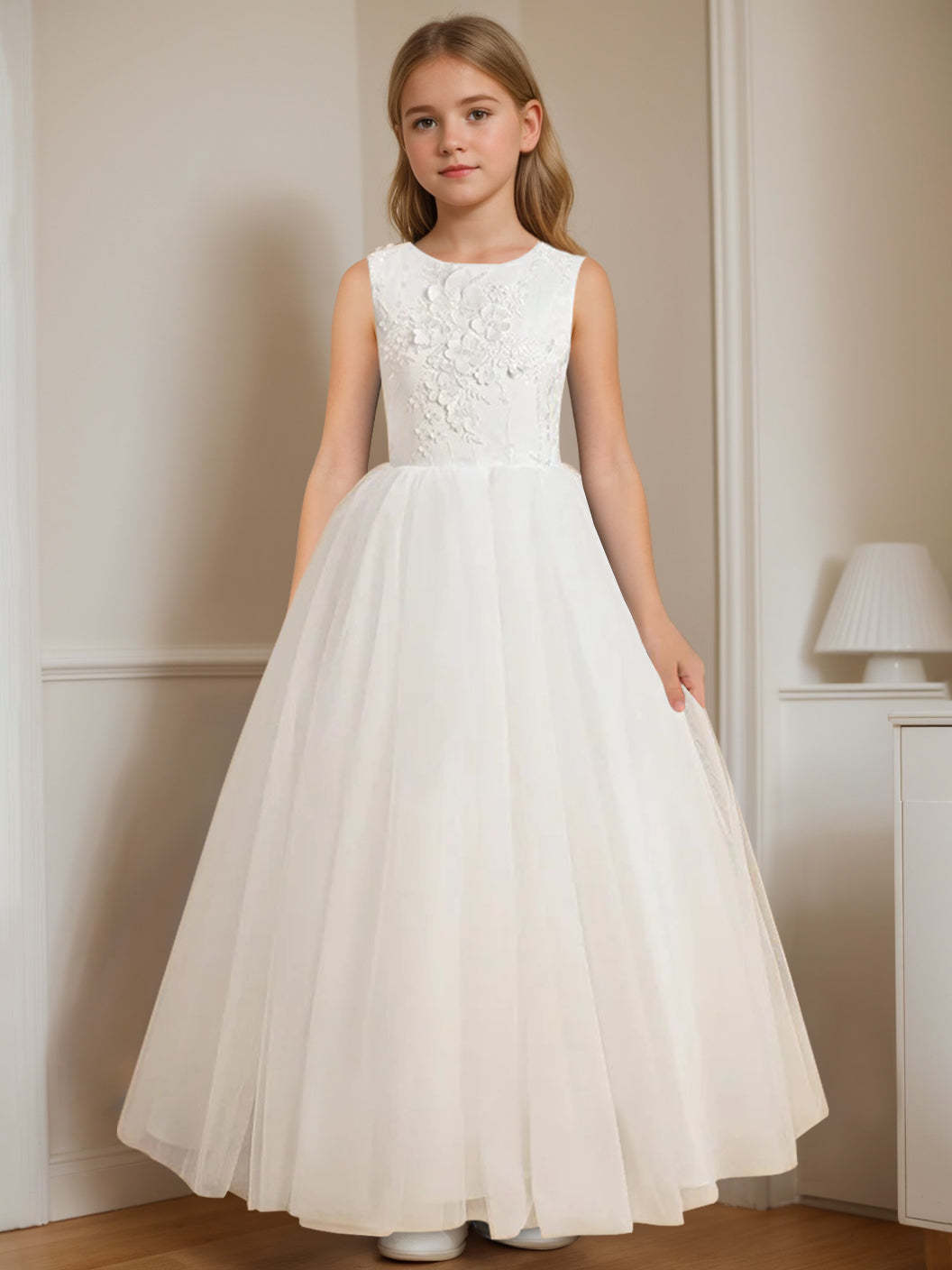 Floor-Length Sleeveless Flower Girl Dress with Appliques in A-Line/Princess Cut and Round Neck