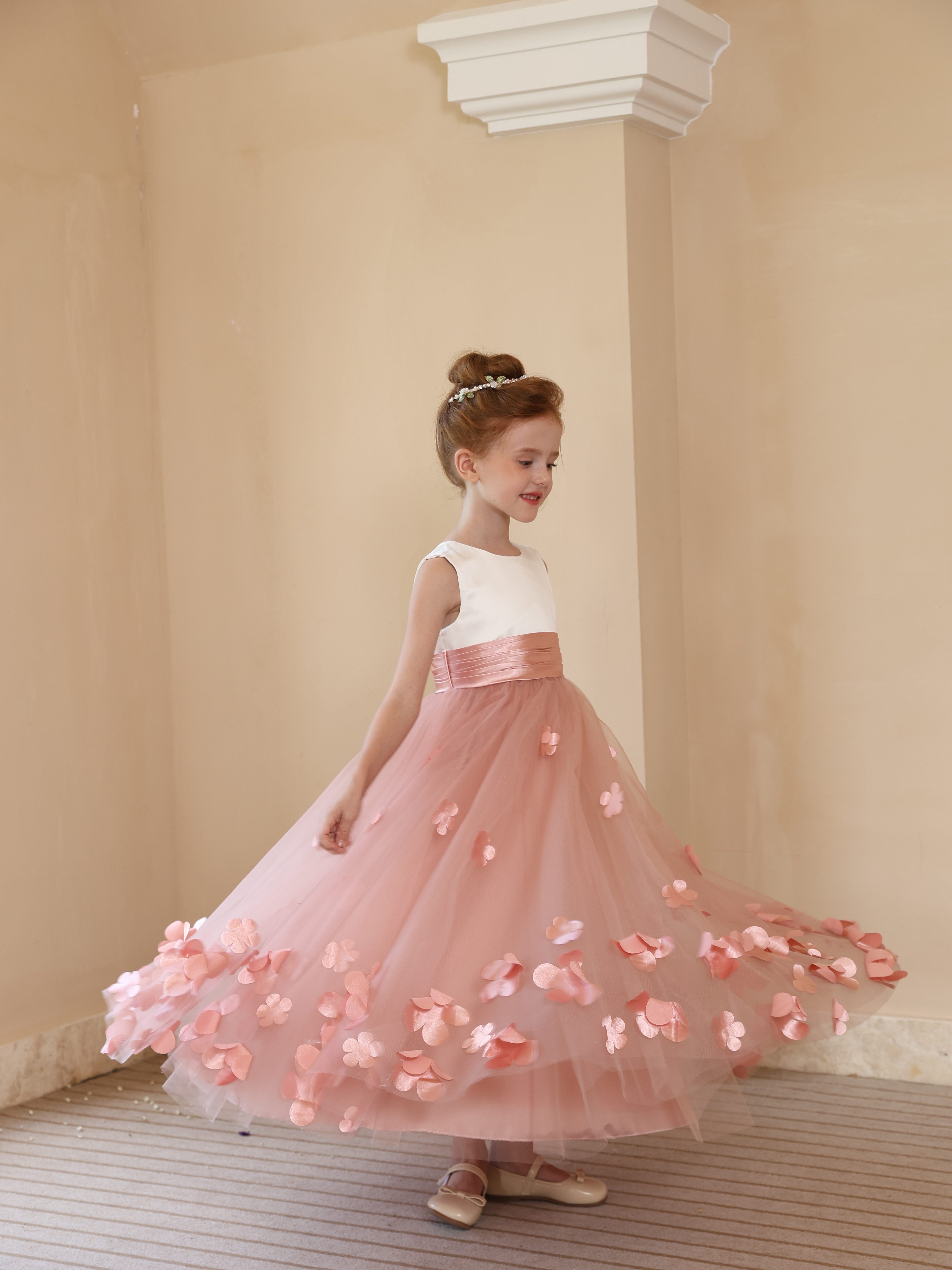 Sleeveless Scoop Neck Ankle-Length Flower Girl Ball Gown in Satin and Tulle with Flower