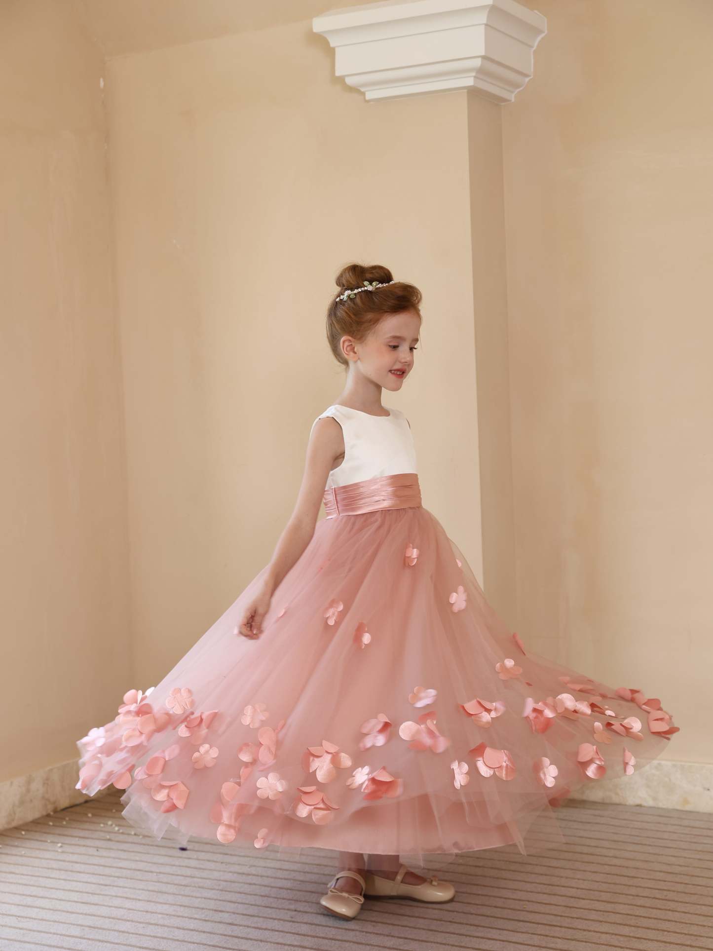 Sleeveless Scoop Neck Ankle-Length Flower Girl Ball Gown in Satin and Tulle with Flower