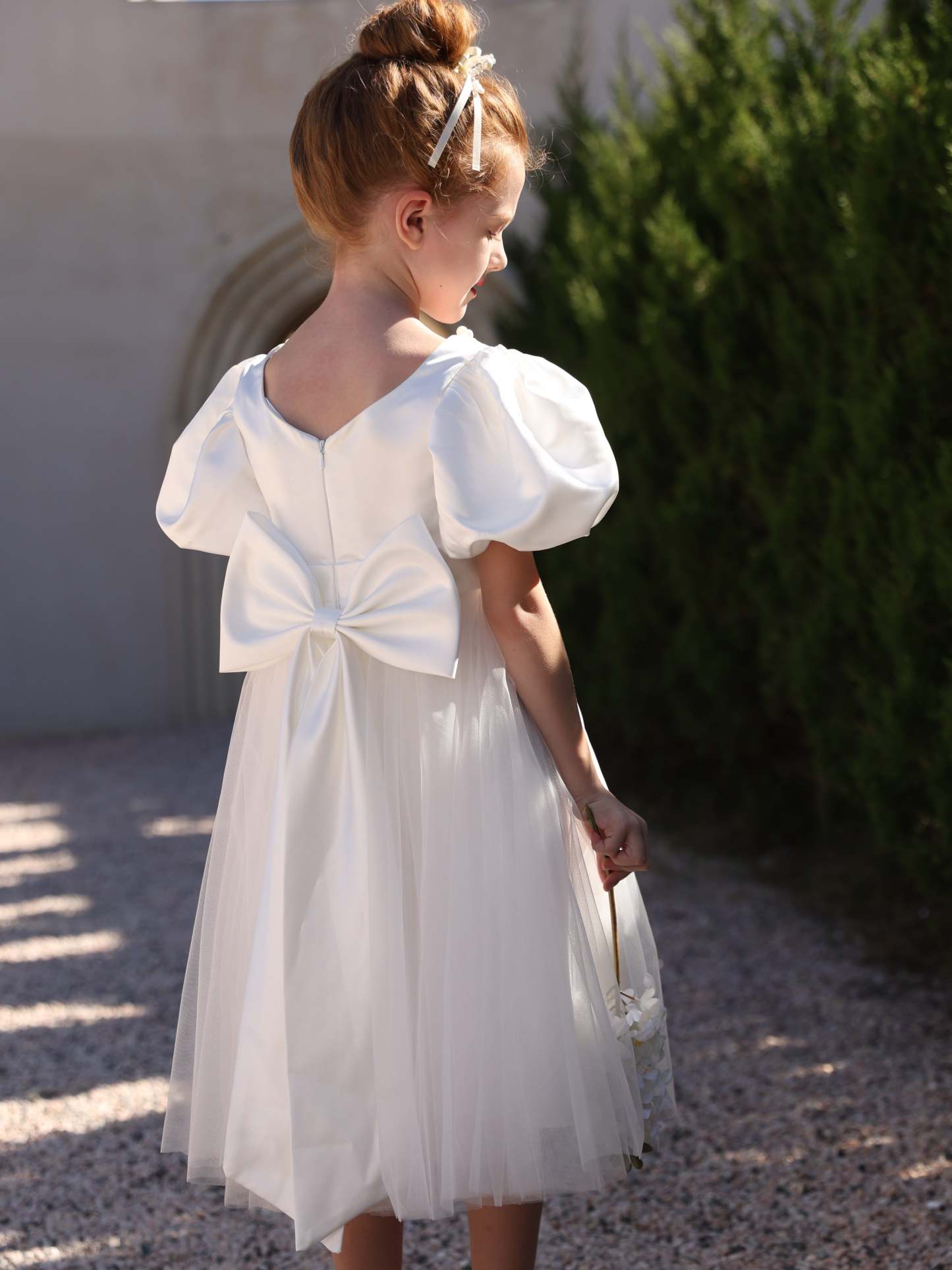 Satin Tulle Scoop Neck Tea-Length Ball Gown with Short Sleeves and Bowknot for Flower Girls