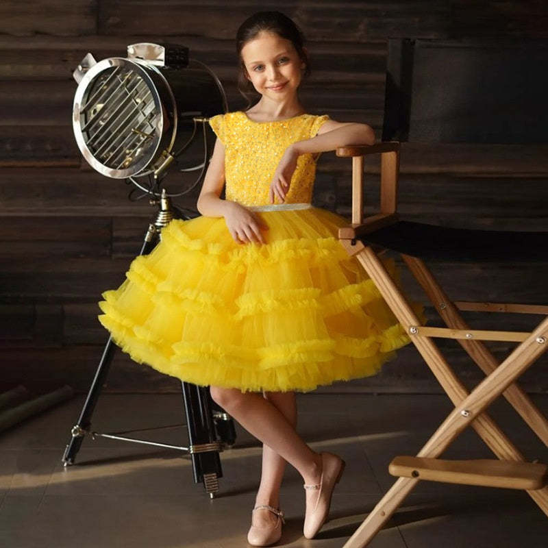 Sleeveless Scoop-Neck Knee-Length Flower Girl Ball Gown with Bowknot