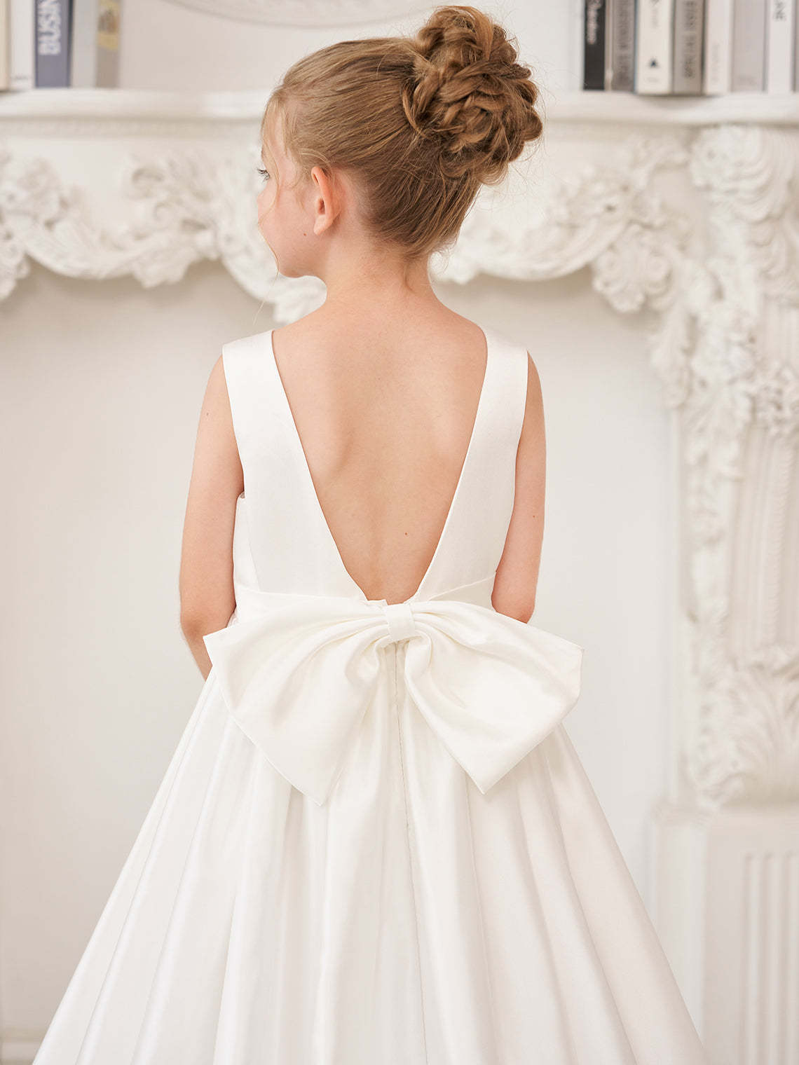 Sleeveless Satin A-Line Princess Flower Girl Dress Featuring a Bow and Sweep Train