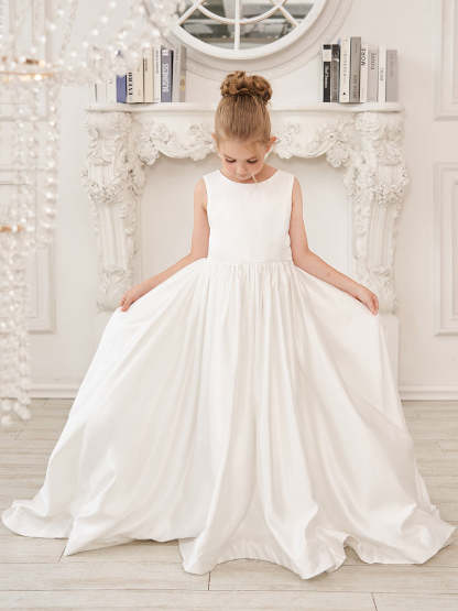 Sleeveless Satin A-Line Princess Flower Girl Dress Featuring a Bow and Sweep Train