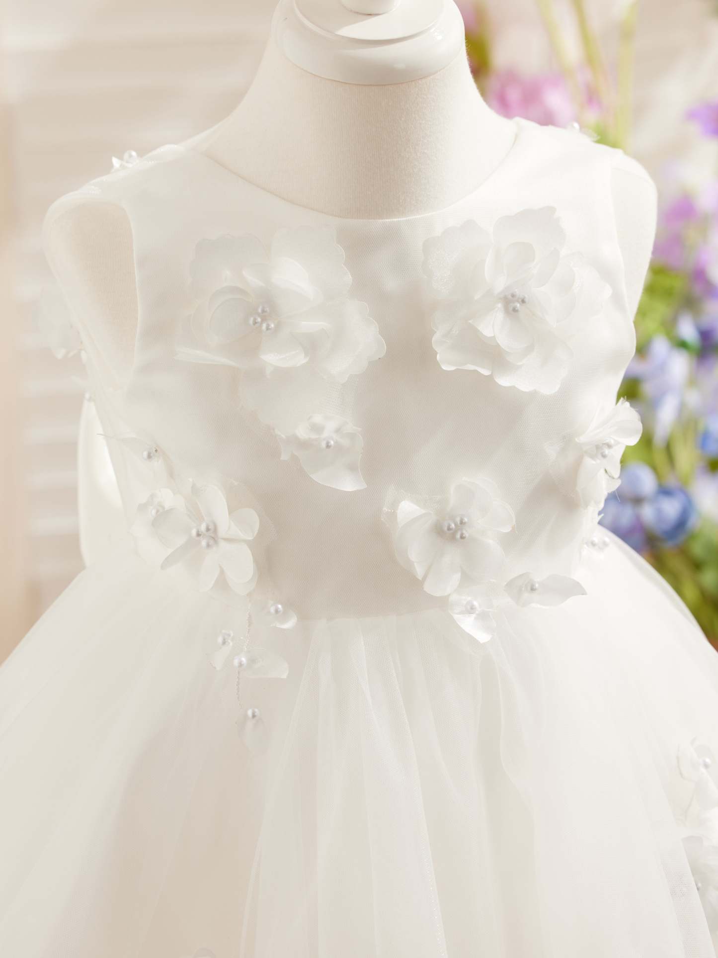 Knee-Length Sleeveless Flower Girl Dress in Tulle