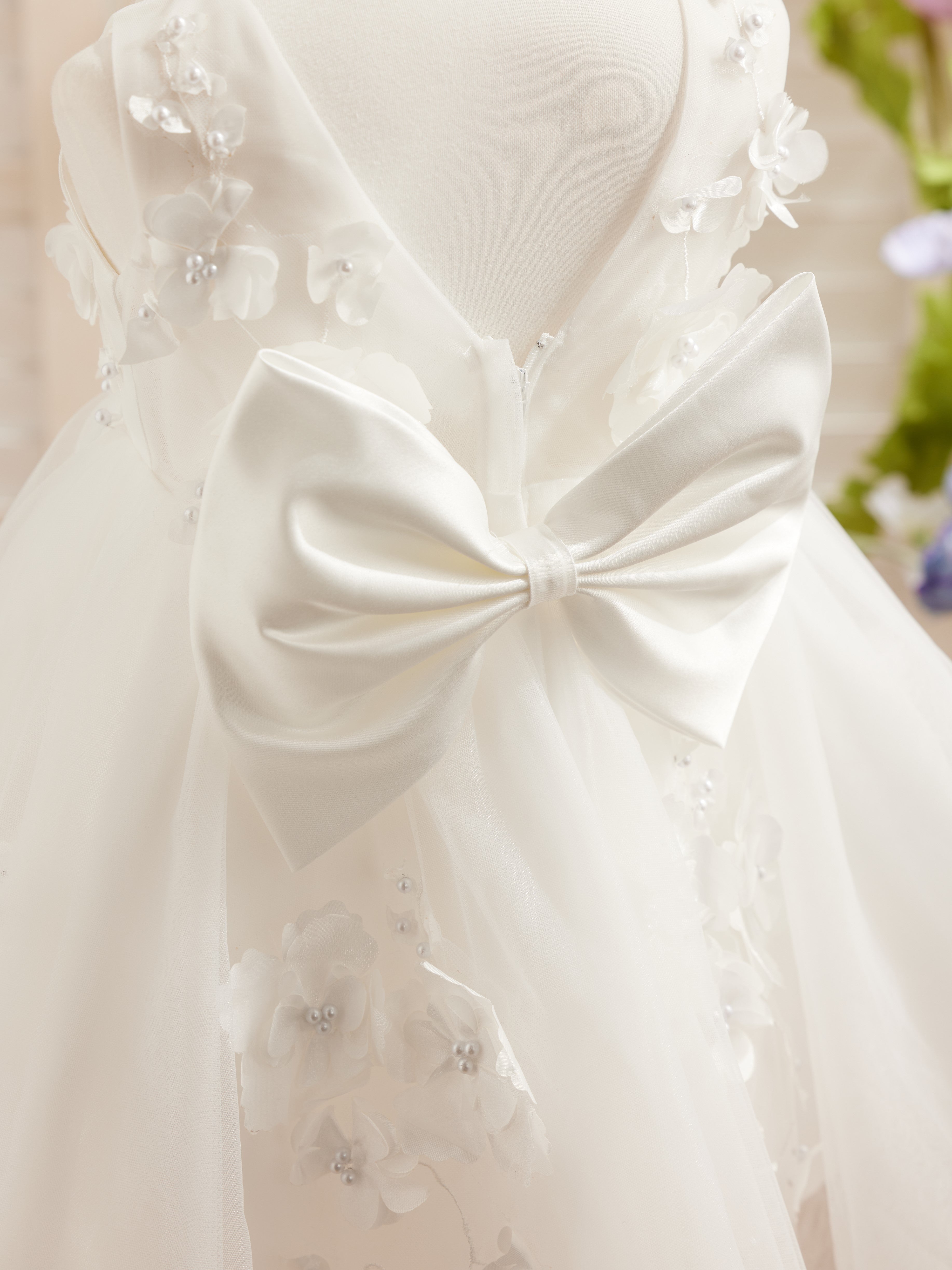 Knee-Length Sleeveless Flower Girl Dress in Tulle