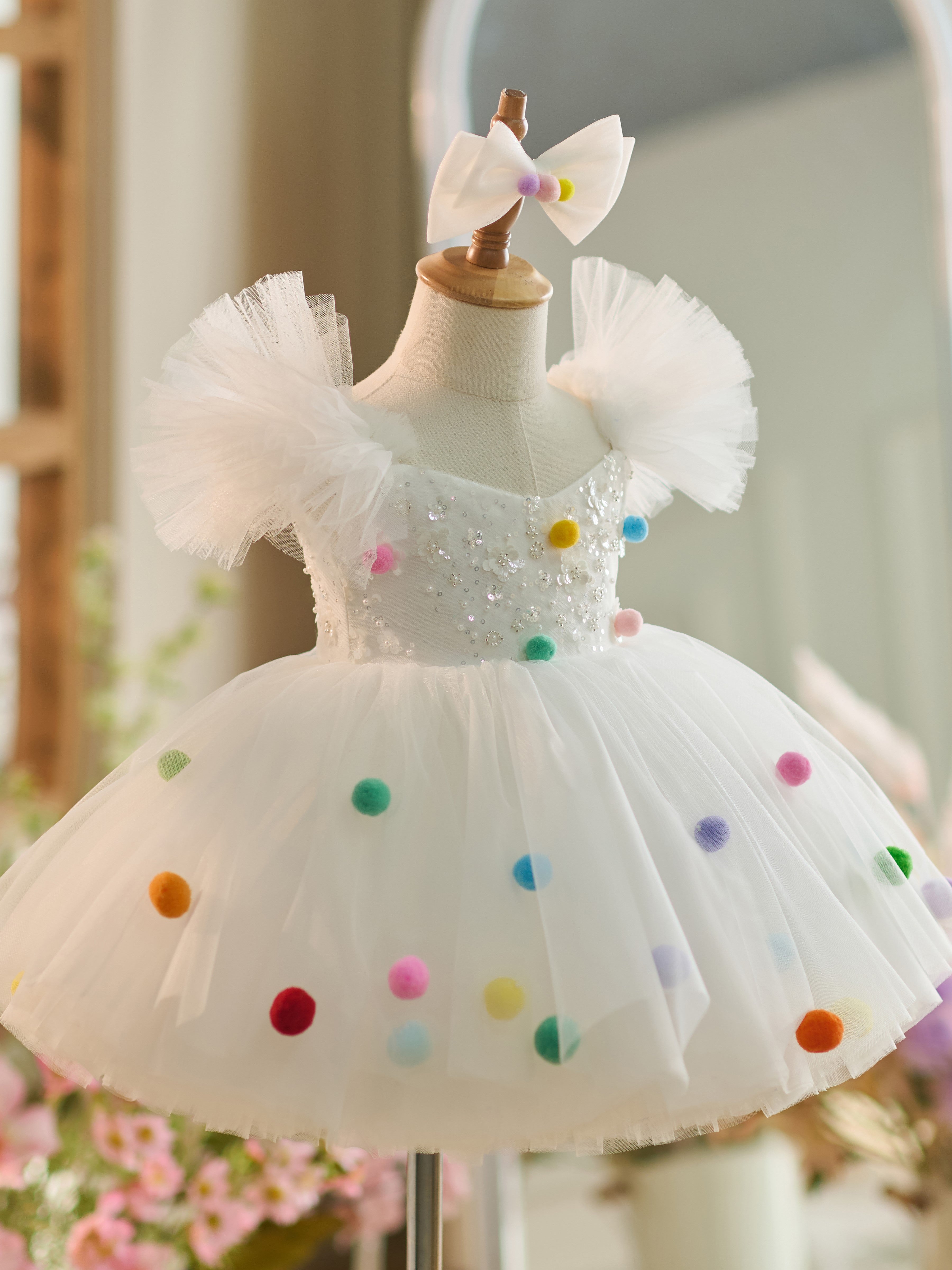 Knee-length White Sequins Tulle Dress for 1st Birthday Party