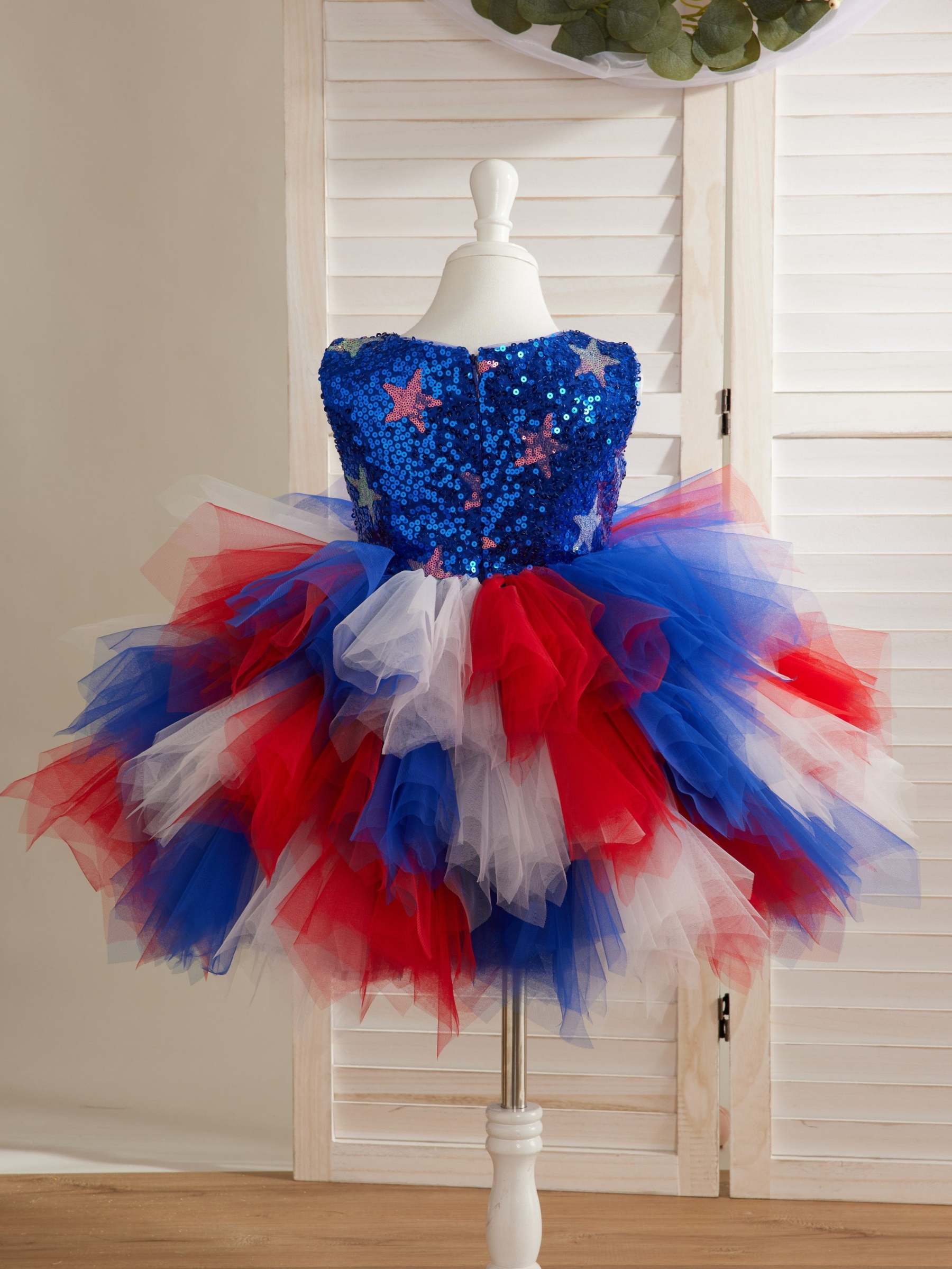 Blue Knee-length Girl Dress with Star Sequins and Tulle