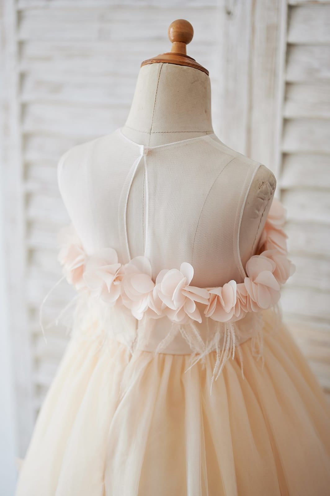 Knee-Length Flower Girl Princess Dress in Tulle Ball-Gown Style