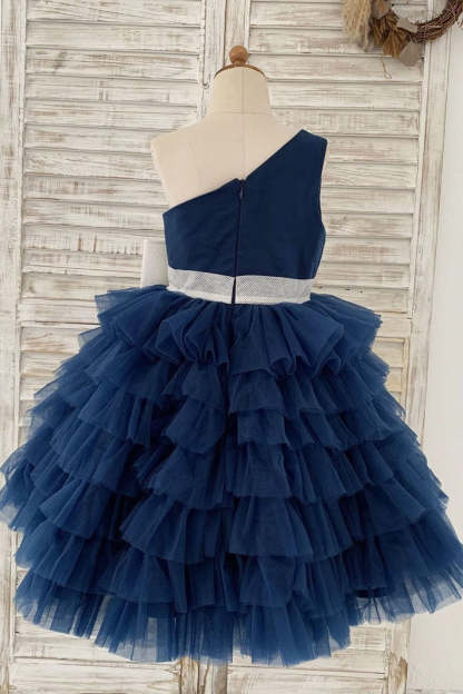 Knee-length A-line Flower Girl Dress in Tulle