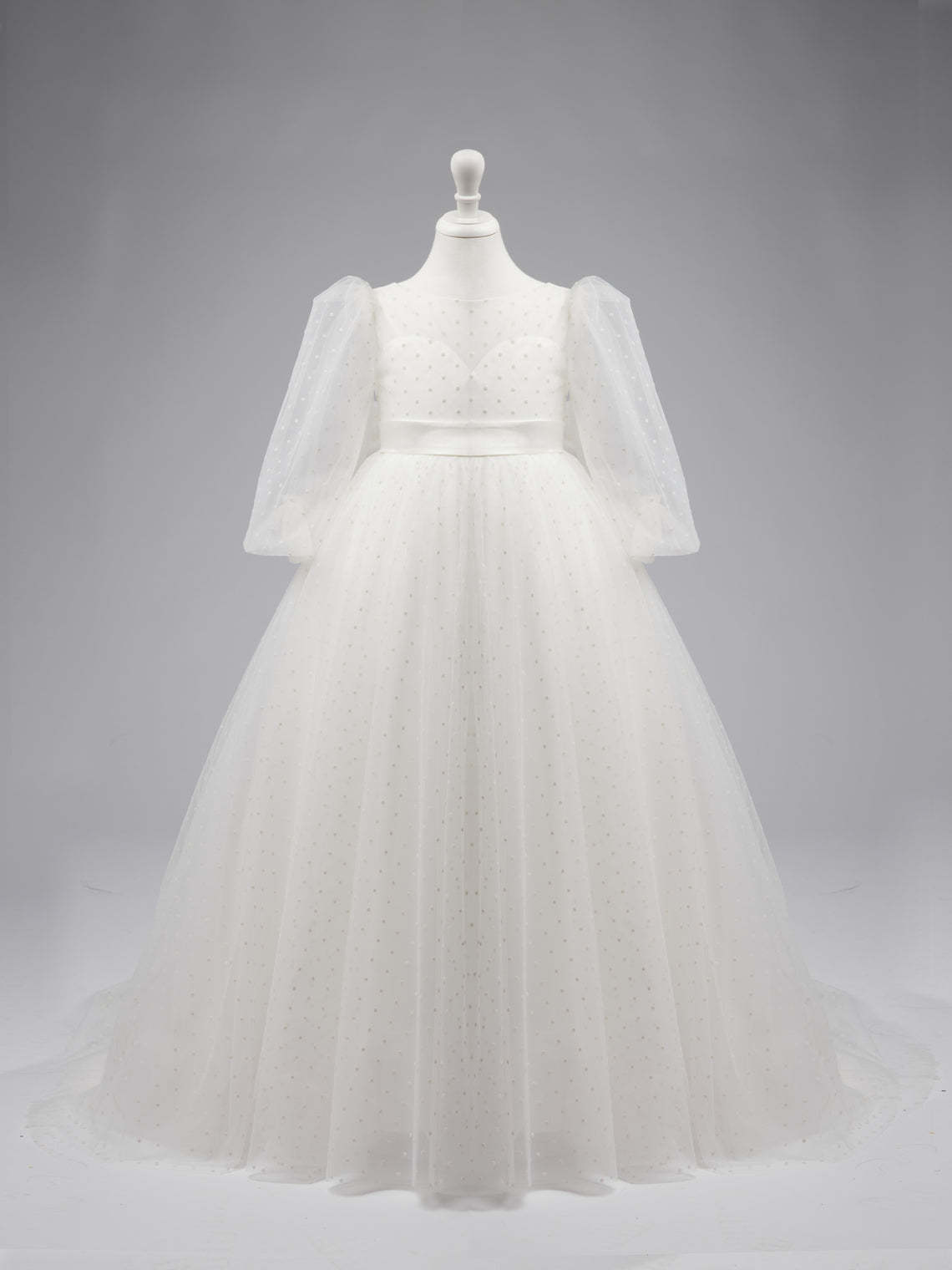 Graceful Polka Dot Tulle Dress with Puff Sleeves and Sweep Train for First Communion