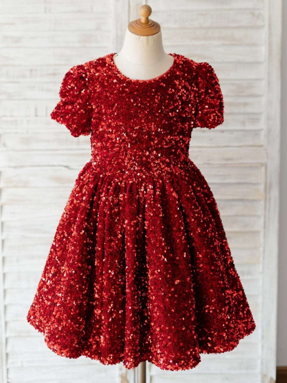 Burgundy Velvet Knee-length Dress with Sequins