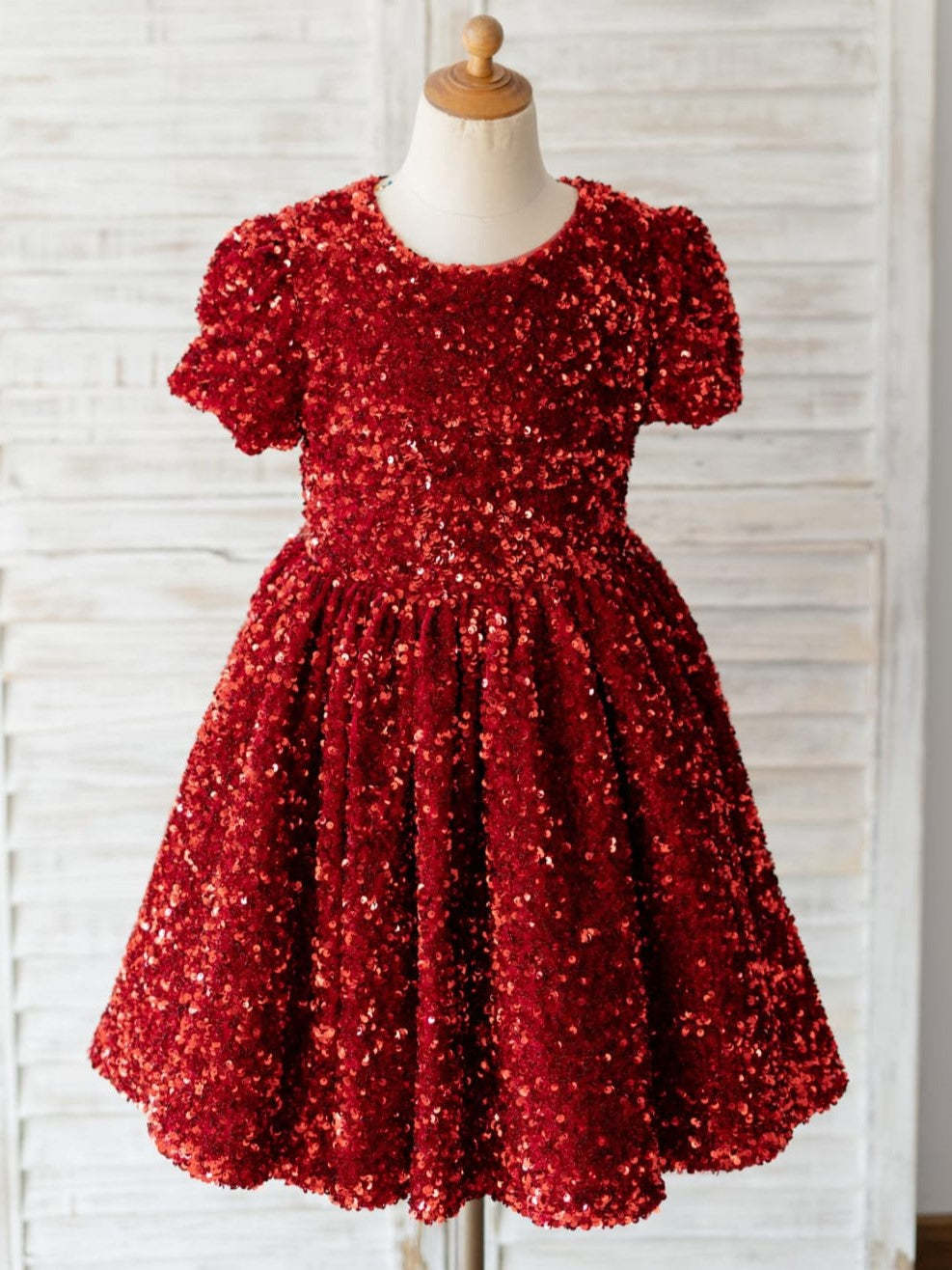 Burgundy Velvet Knee-length Dress with Sequins
