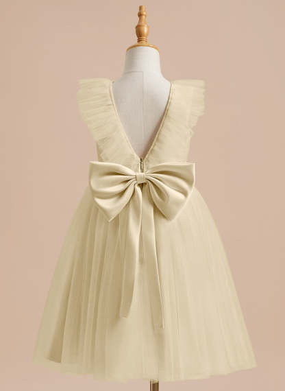 Knee-length Flower Girl Dress in A-line Satin Tulle