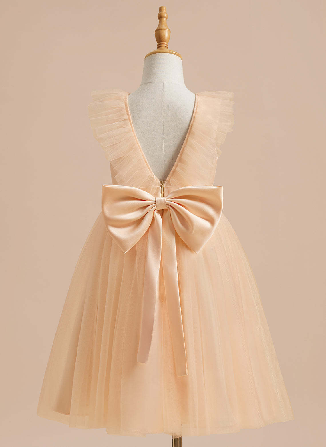 Knee-length Flower Girl Dress in A-line Satin Tulle