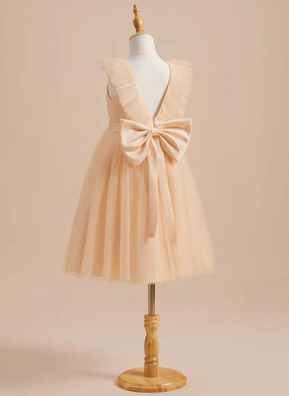 Knee-length Flower Girl Dress in A-line Satin Tulle