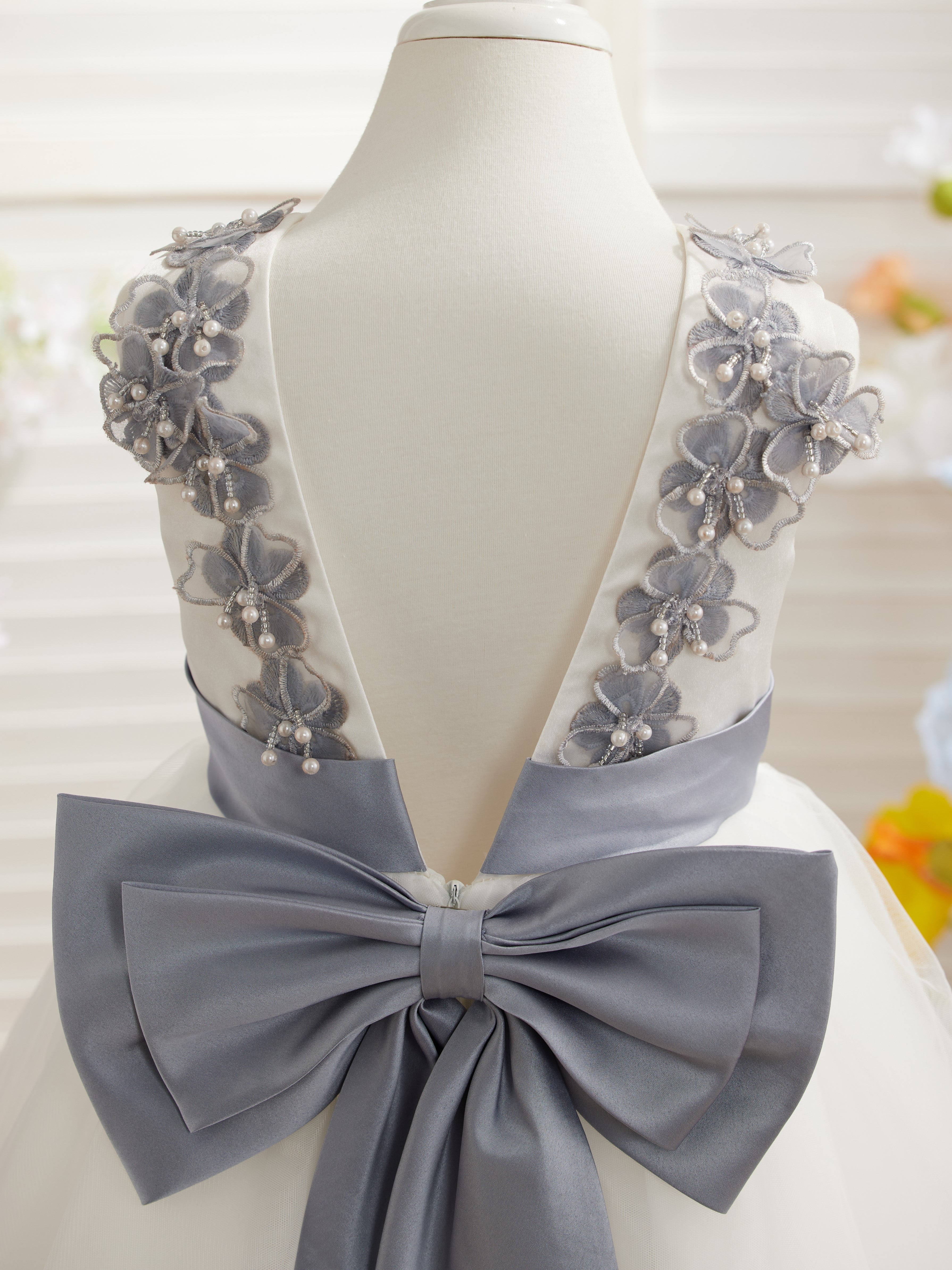 Ivory Floor-length Princess Ball-Gown with 3D Flower Tulle for Flower Girls