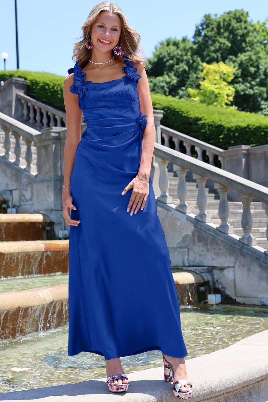 Charming Sleeveless Straps Mermaid Long Prom Dress With Pleated