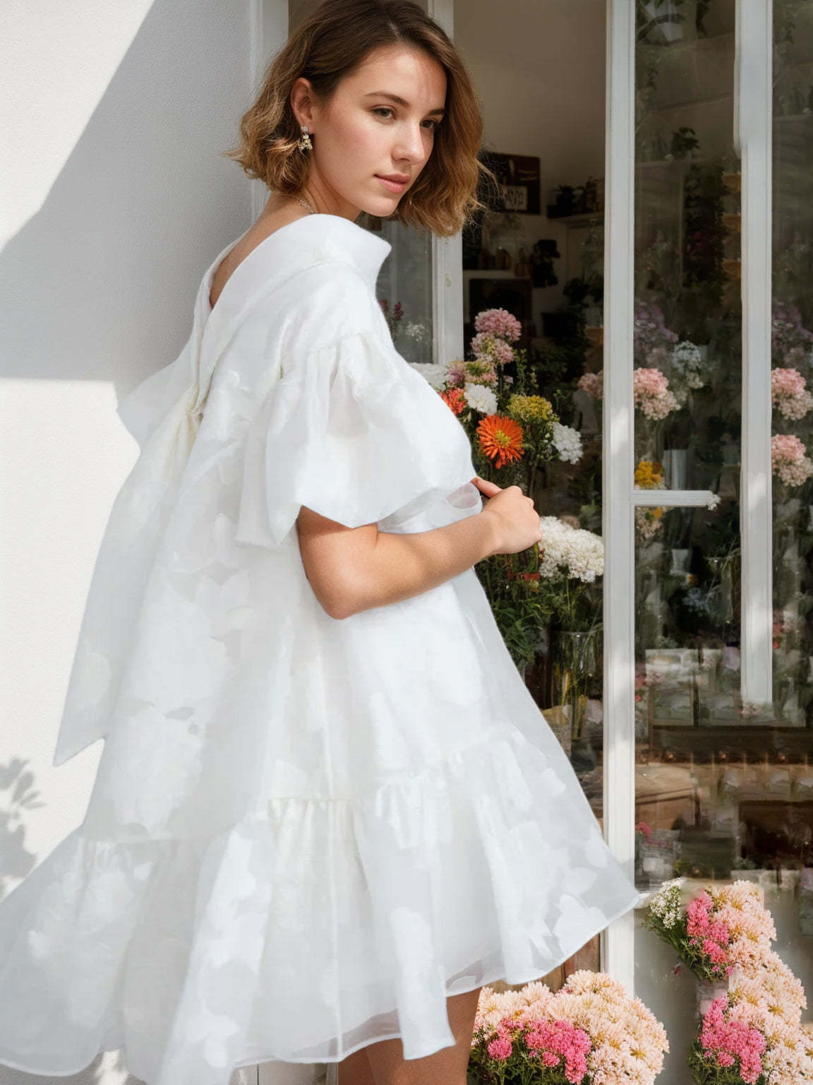 Short Sleeve Asymmetrical A-Line Wedding Dress with Princess Round Neck and Bowknot