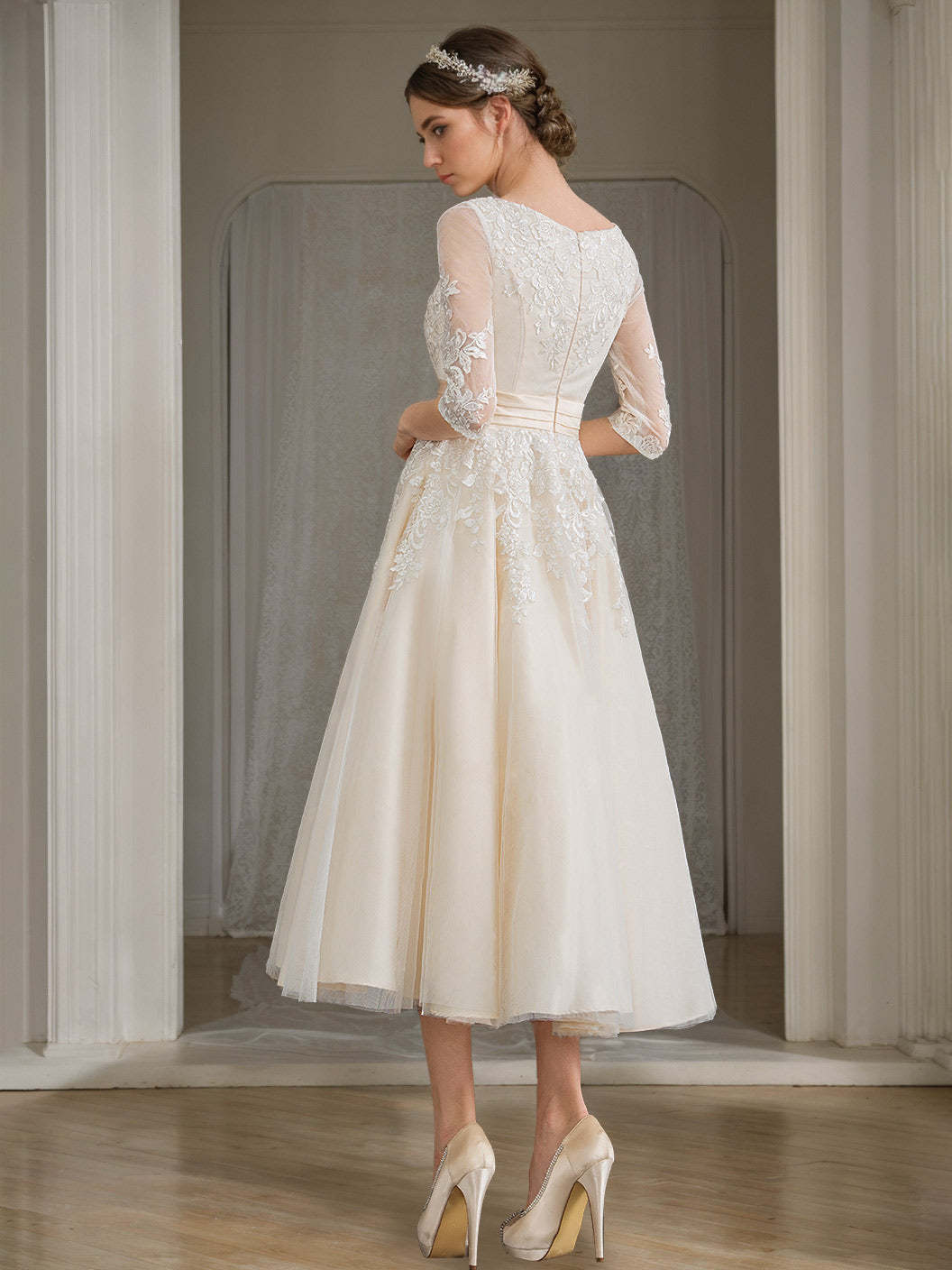 V-Neck A-Line Princess Tea-Length Lace Wedding Dress with Half Sleeves and Appliques