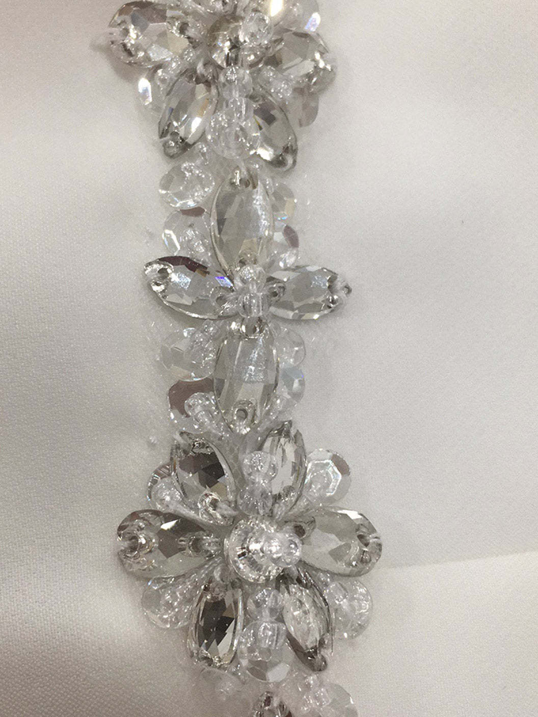 V-Neck Half-Sleeve Mermaid/Trumpet Floor-Length Wedding Dresses with Sequins