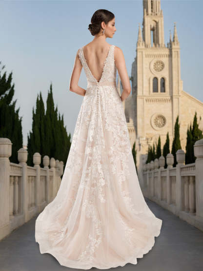 Sleeveless Floor-Length A-Line Wedding Dress with V-Neck and Appliques
