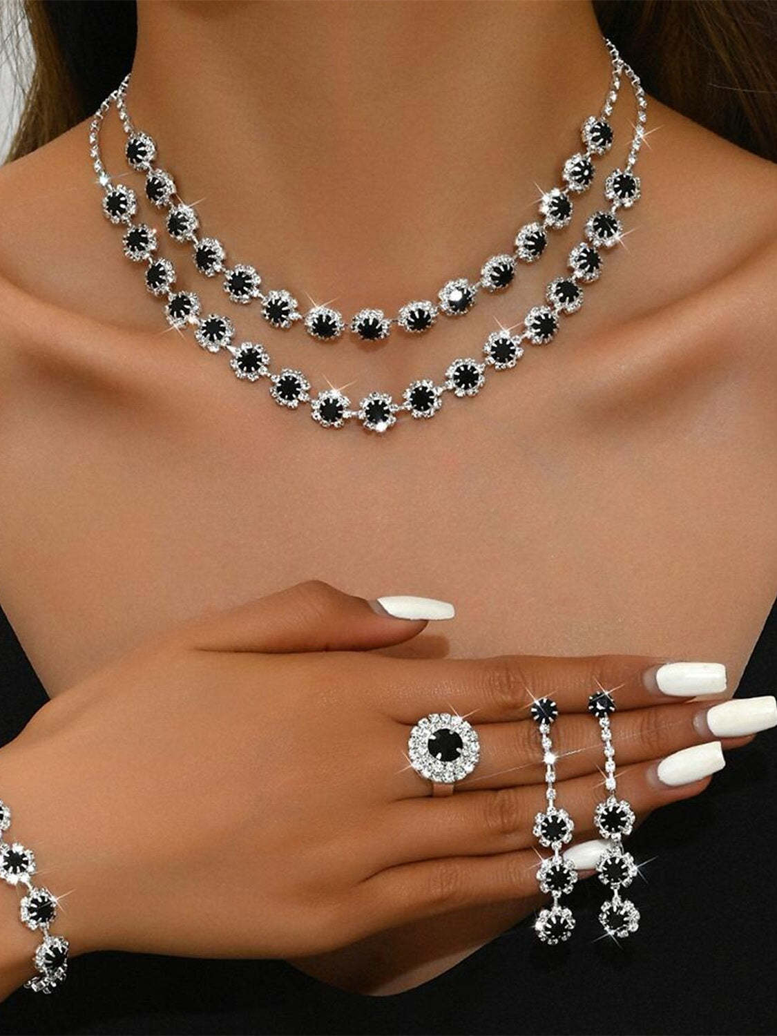 5-piece rhinestone jewelry set with alloy rings earrings and bracelets for women