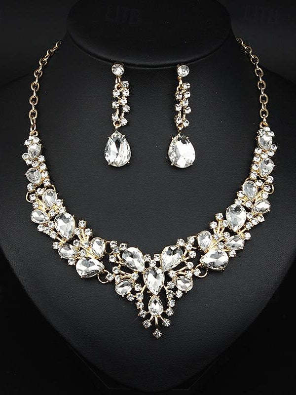 Elegant vintage women's jewelry set: 3-piece glass and alloy necklace with earrings for weddings and parties-BMbridal.UK