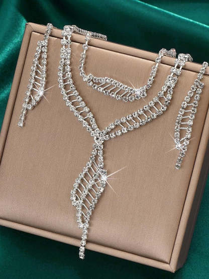 Elegant Vintage 4-Piece Rhinestone Jewelry Set for Women - Necklace Earrings Bracelets