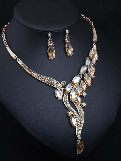Vintage 3-piece Rhinestone Alloy Jewelry Set for Women - Earrings and Necklace