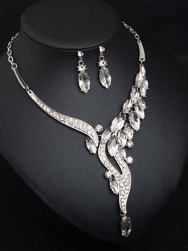 Vintage 3-piece Rhinestone Alloy Jewelry Set for Women - Earrings and Necklace