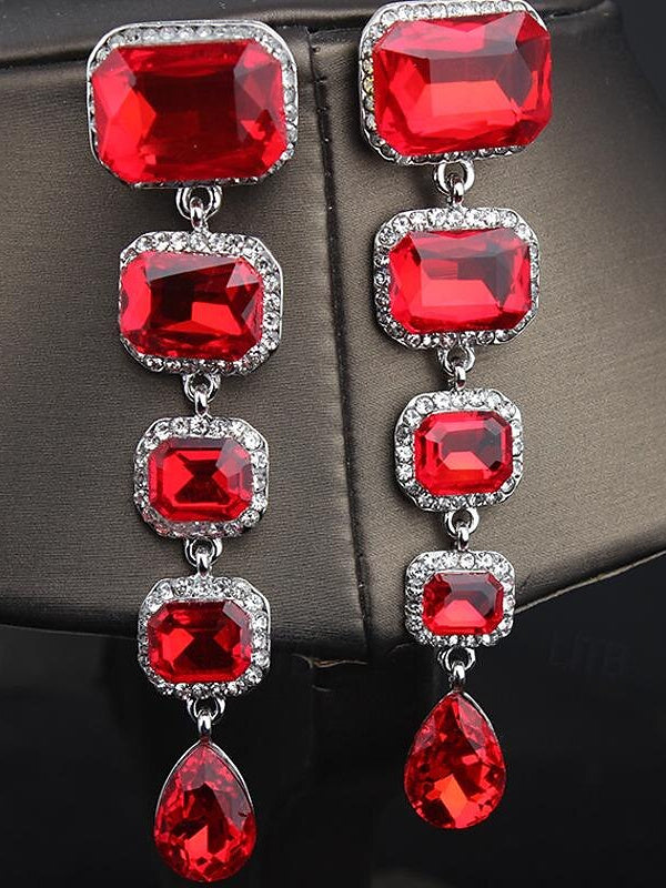 Elegant Vintage Stud Earrings for Women in Champagne Red or Blue - Stylish Luxury Jewelry