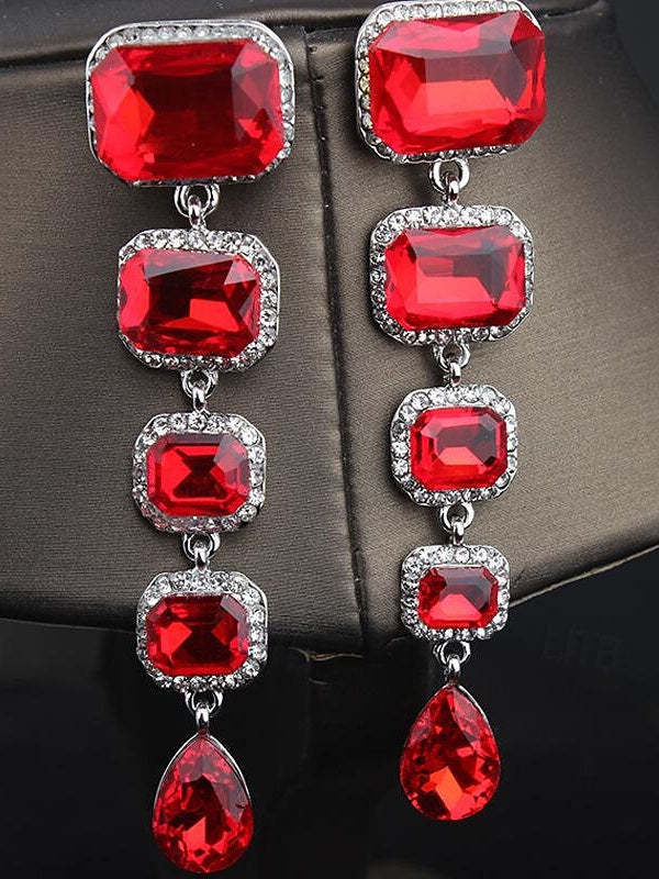 Elegant Vintage Stud Earrings for Women in Champagne Red or Blue - Stylish Luxury Jewelry