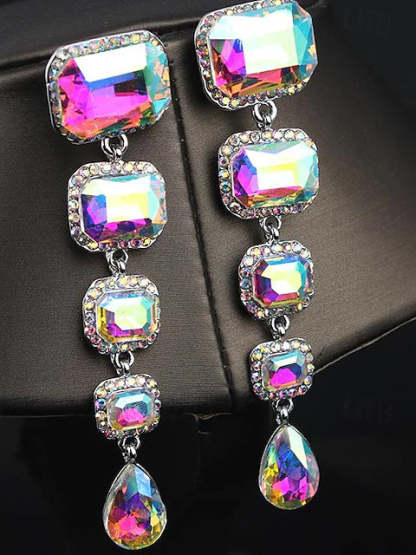 Elegant Vintage Stud Earrings for Women in Champagne Red or Blue - Stylish Luxury Jewelry