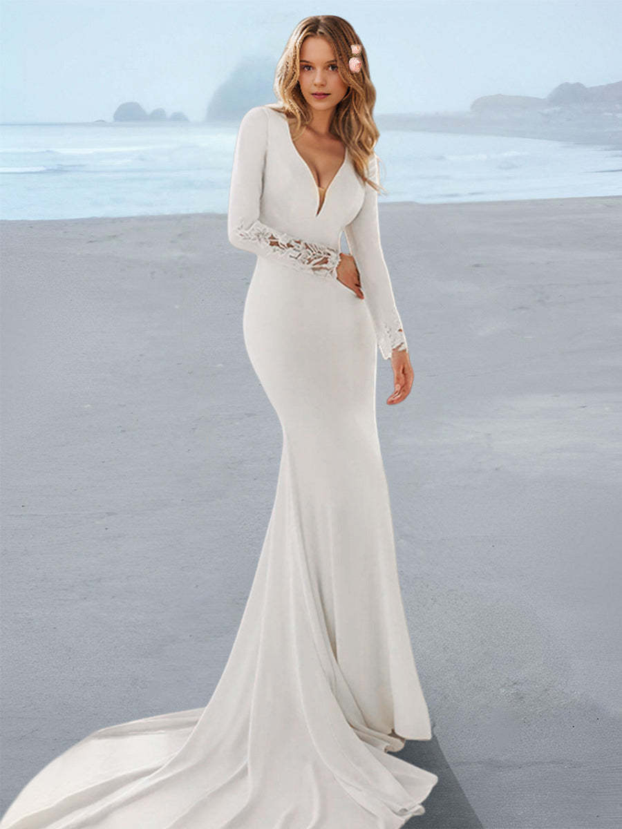 V-Neck Wedding Dress with Trumpet/Mermaid Silhouette and Applique