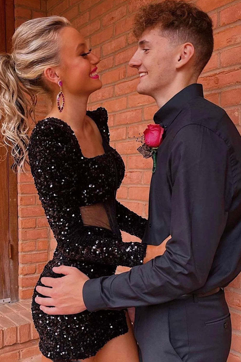 Sparkly Black Corset Long Sleeves Sequins Tight Short Homecoming