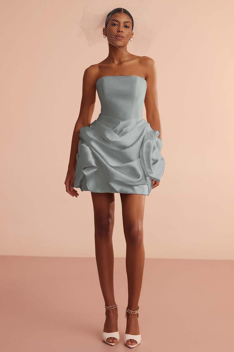 Glamorous Strapless Sleeveless Short Prom Dress With Pleated