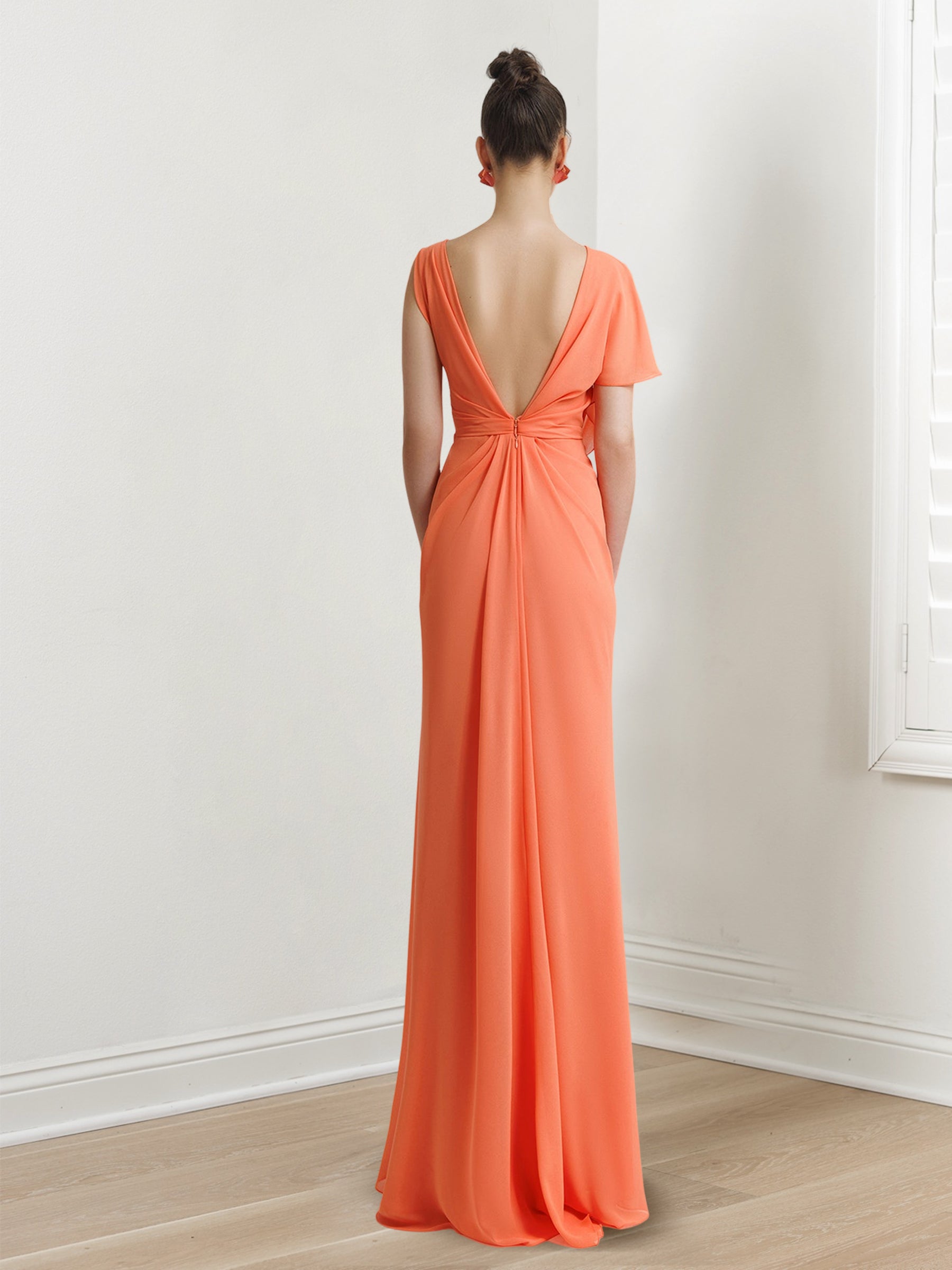 Sleeveless Floor-Length Evening Gown with Side Split and Sheath/Column Scoop