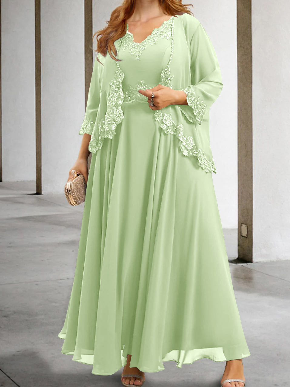 Mother of the Bride A-Line/Princess Dresses Featuring Applique & Sequins