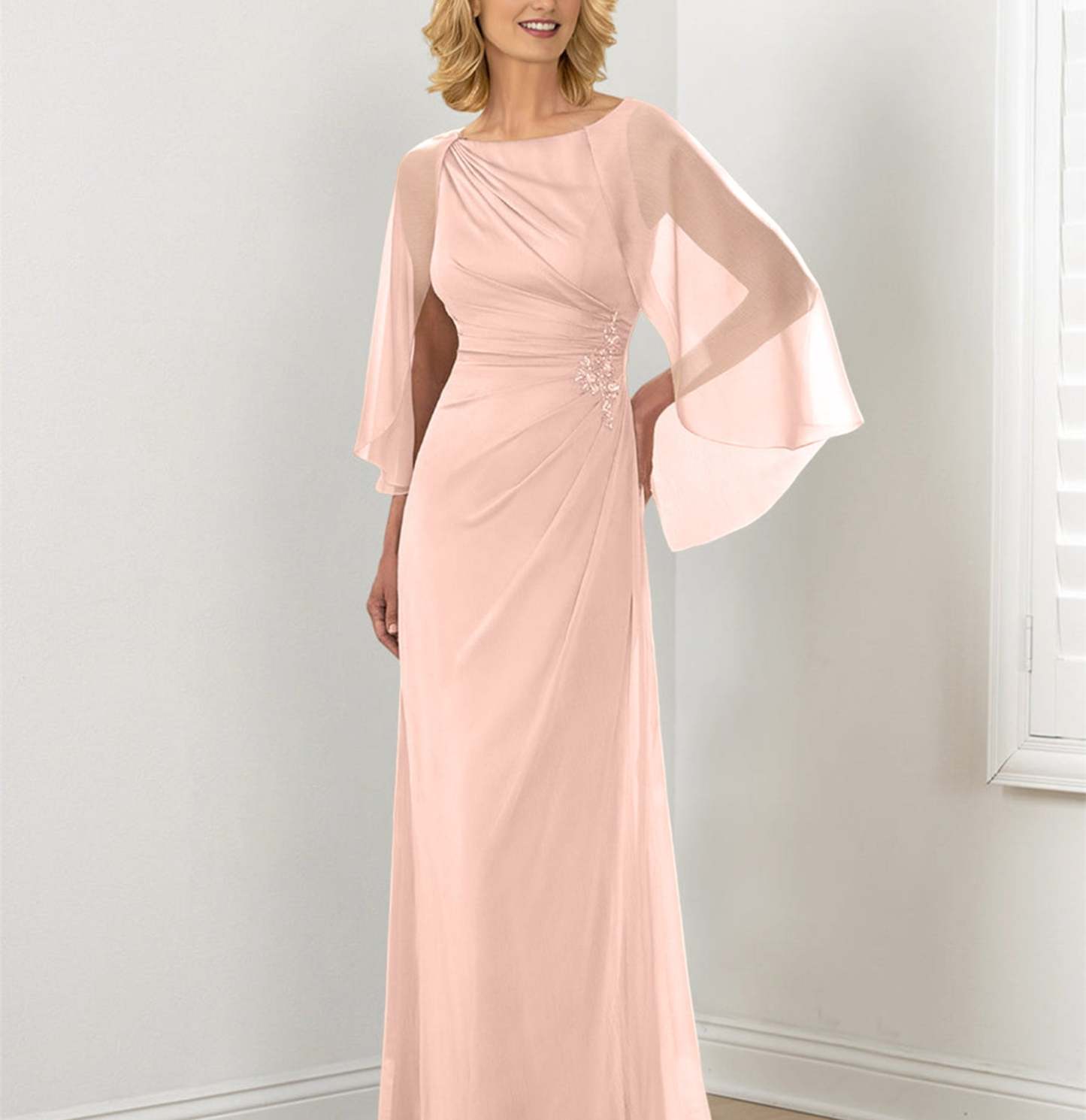 Round Neck Column/Sheath Mother of the Bride Dresses with Ruched Detail