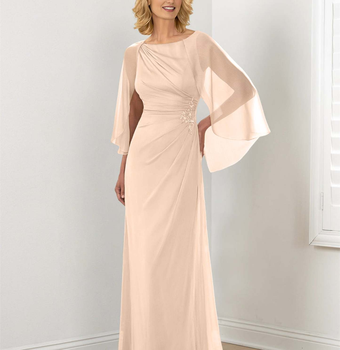 Round Neck Column/Sheath Mother of the Bride Dresses with Ruched Detail