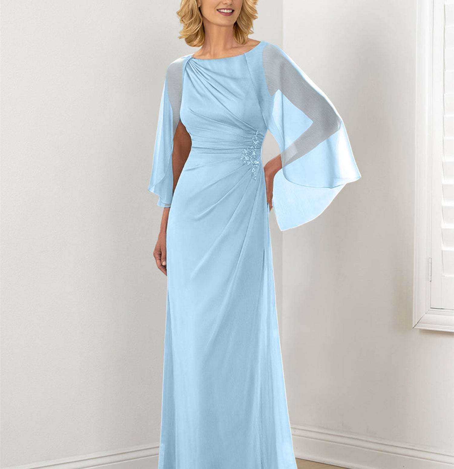 Round Neck Column/Sheath Mother of the Bride Dresses with Ruched Detail
