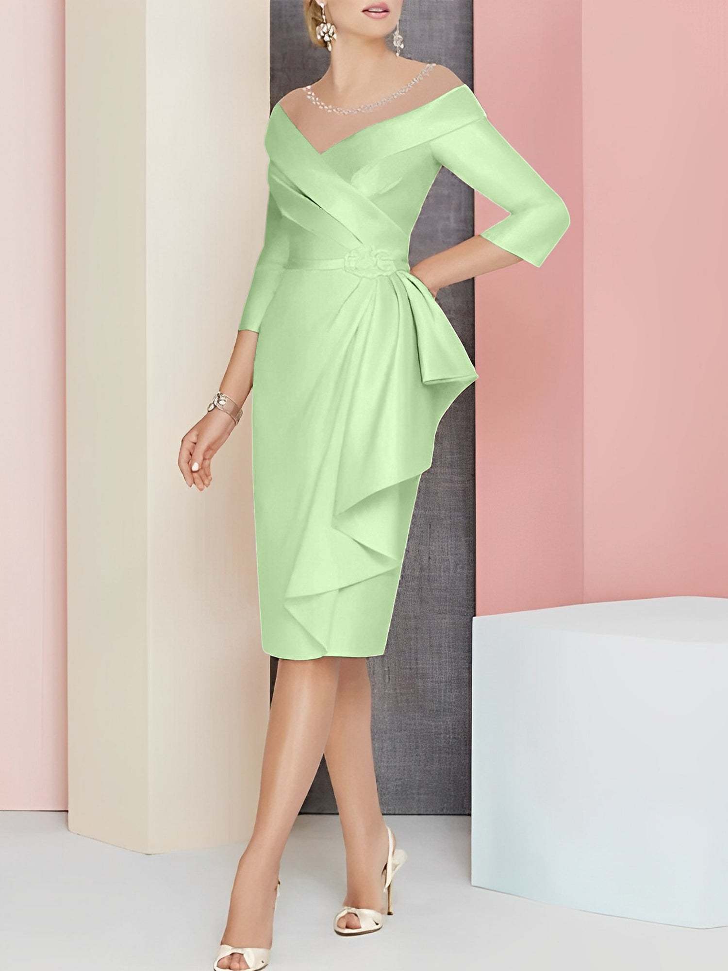 Knee-Length V-Neck Sheath/Column Mother of the Bride Dresses